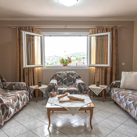 Dimitri'S Mountain House Διαμέρισμα Καρπενήσι Εξωτερικό φωτογραφία