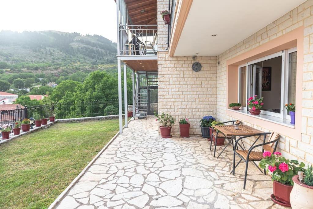 Dimitri'S Mountain House Διαμέρισμα Καρπενήσι Εξωτερικό φωτογραφία