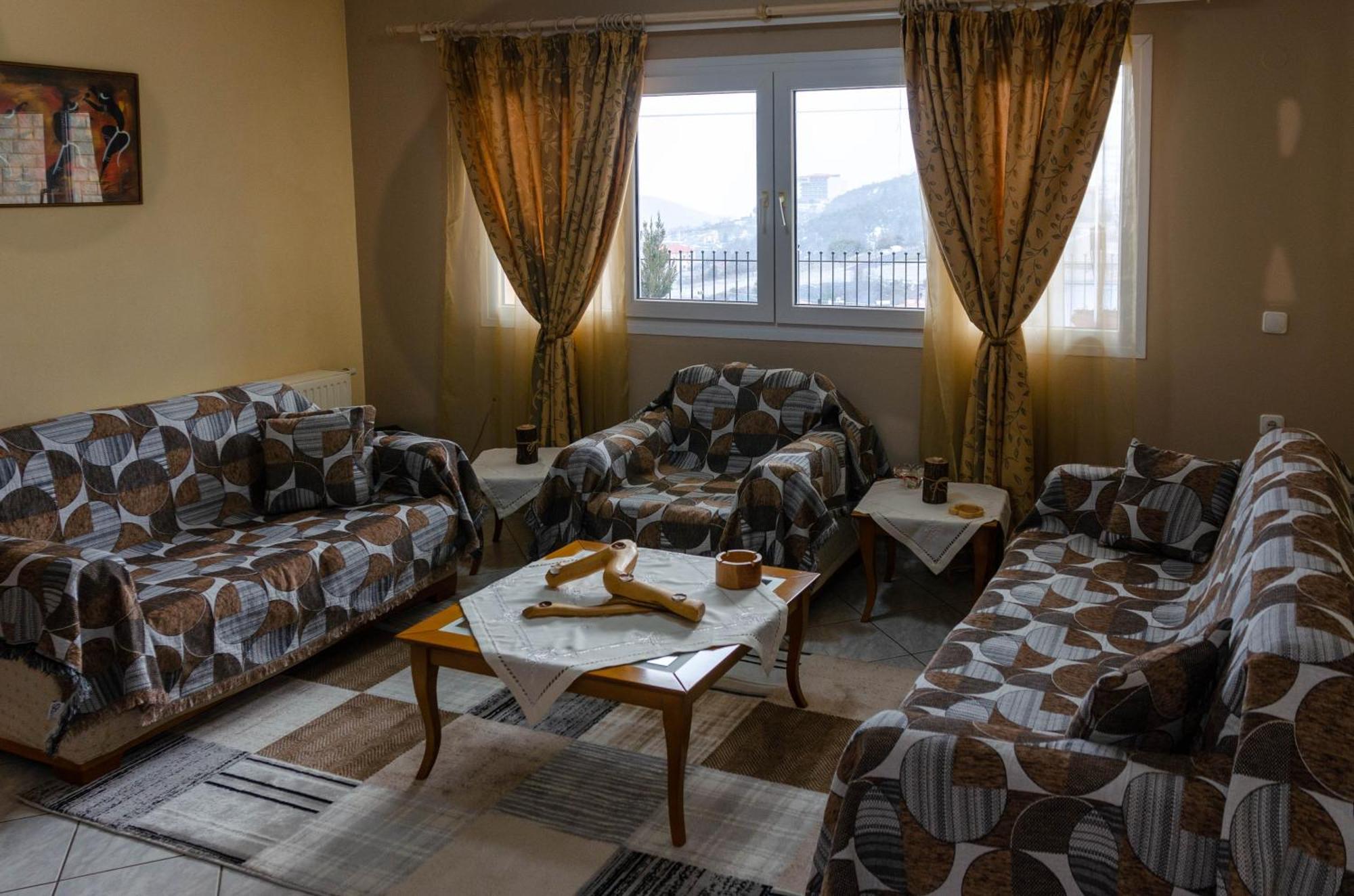 Dimitri'S Mountain House Διαμέρισμα Καρπενήσι Εξωτερικό φωτογραφία